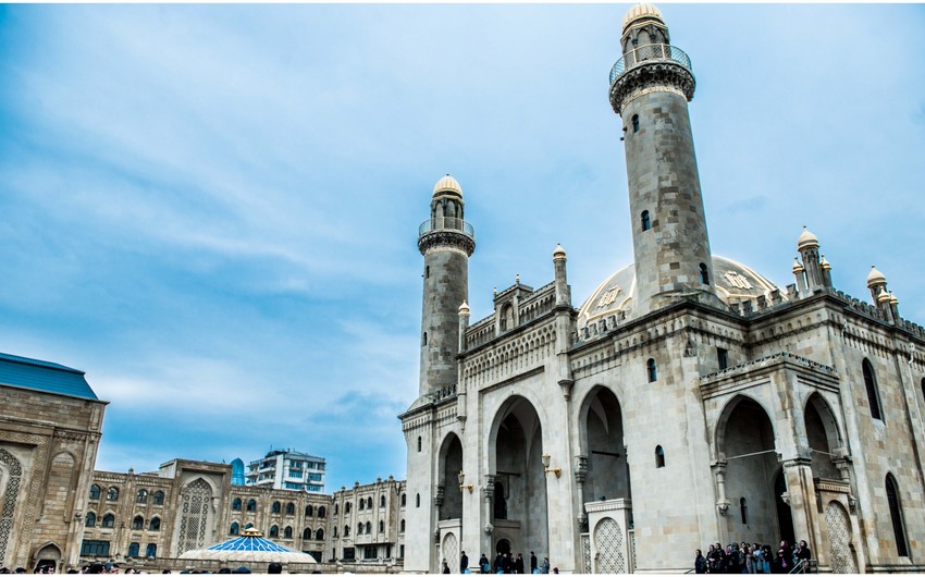 УМК: Мечети открыты для верующих