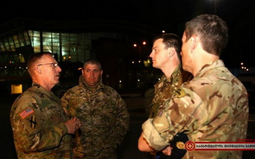 US and UK soldiers arrive in Georgia for exercises