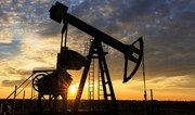 Oil prices rise slightly