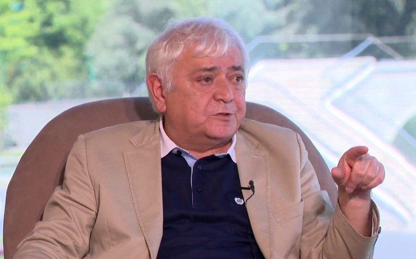 Aqil Abbas: “Bəzi dərsliklər televiziyadan da zərərli informasiya yayır”