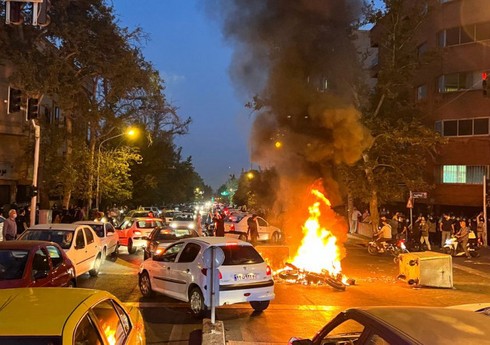В ходе массовых протестов в Иране погибли 36 человек