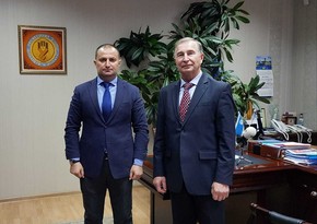 Ukrayna Həmkarlar Federasiyasının sədri Georgi Vasiliyeviç Osovoy Ukrayna Həmkarlar Federasiyasının sədri Georgi Vasiliyeviç Osovoy