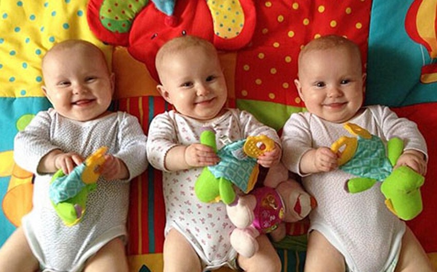 В этом году в Азербайджане родились 2 236 двойняшек, 96 тройняшек