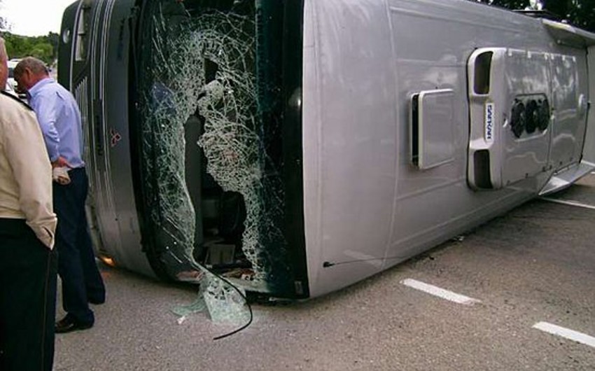 Türkiyədə sərnişin avtobusu aşıb, 47 nəfər yaralanıb