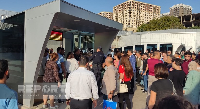 Bakı Dəmiryolu Vağzalında sərnişinin səhhətində problem yaranıb<span class="qirmizi"></span>