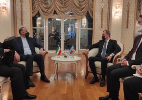 Главы МИД Азербайджана и Ирана обсудили итоги сочинской встречи