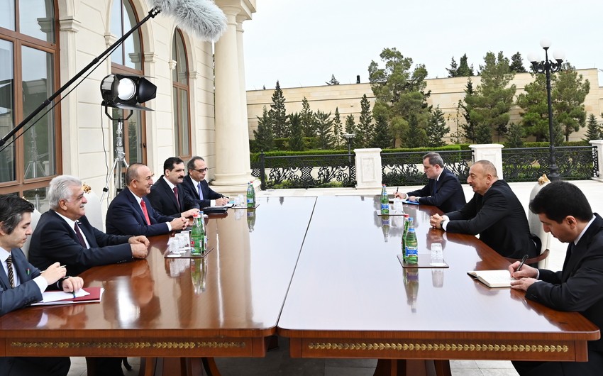  Ilham Aliyev receives delegation led by Turkish Foreign Minister