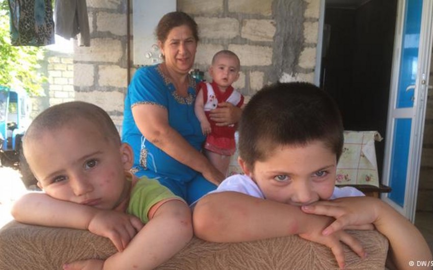 Deutsche Welle представил репортаж о карабахском конфликте и азербайджанских беженцах