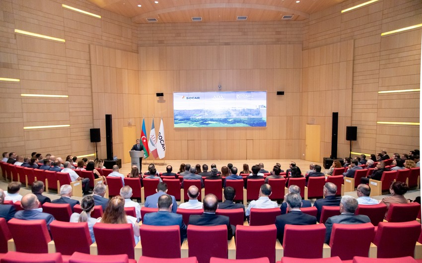 ADA Universitetinin SOCAR əməkdaşları üçün keçirdiyi təlimin iştirakçıları sertifikat alıb