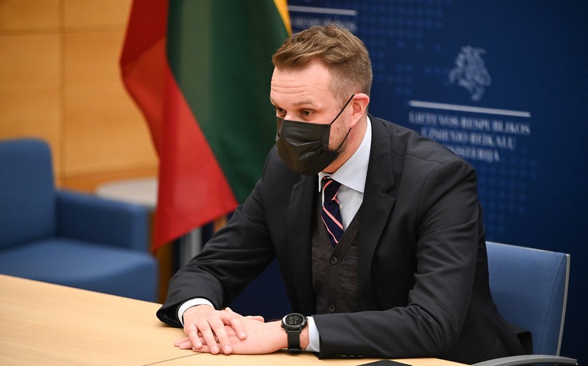 Litvanın xarici işlər naziri istefa verib