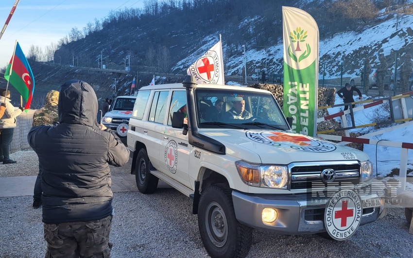 ICRC vehicles move freely from Khankandi toward Lachin