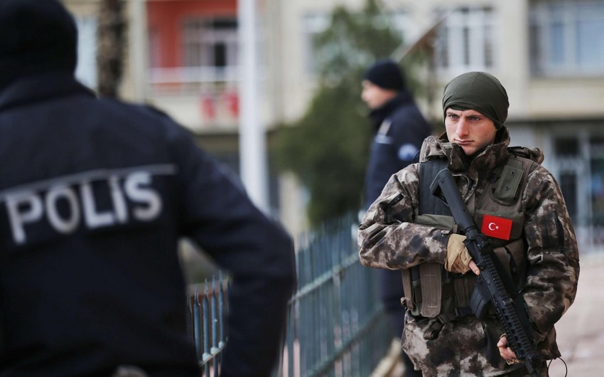 В Турции выдали ордера на задержание 176 военных