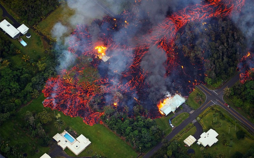Havay adalarında lava partlaması nəticəsində 20-dən çox adam xəsarət alıb