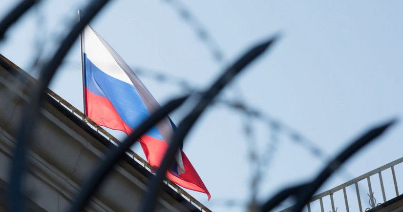 Australia expands sanctions against Russia