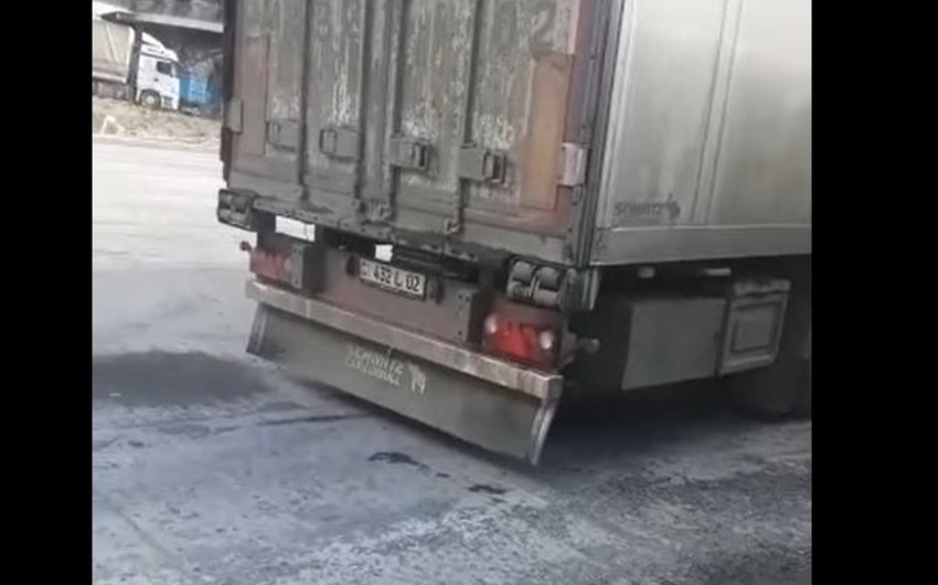 Georgia stops trucks with military cargo from Russia disguised as humanitarian aid from entering Armenia