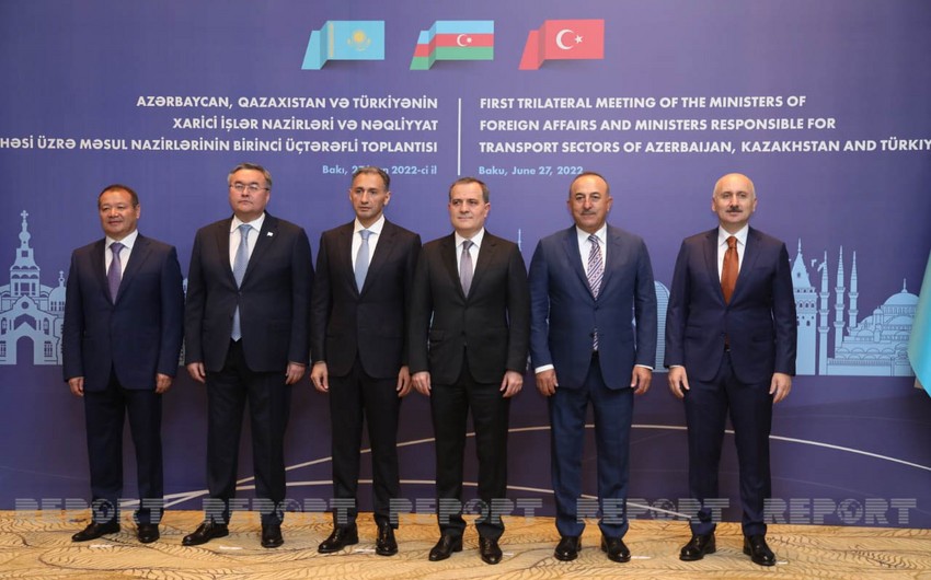 Baku hosts first trilateral meeting of FMs, Ministers in charge of transport of Azerbaijan, Turkiye and Kazakhstan