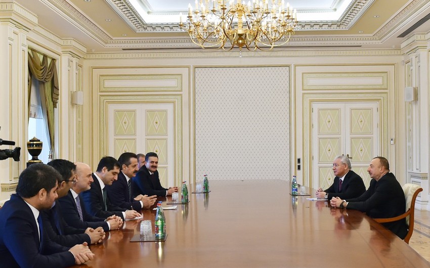 Президент Ильхам Алиев принял министра продовольствия, сельского хозяйства и животноводства Турции