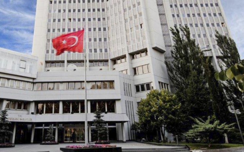 СМИ: Посол РФ в Анкаре вызван в МИД Турции из-за инцидента с российским моряком