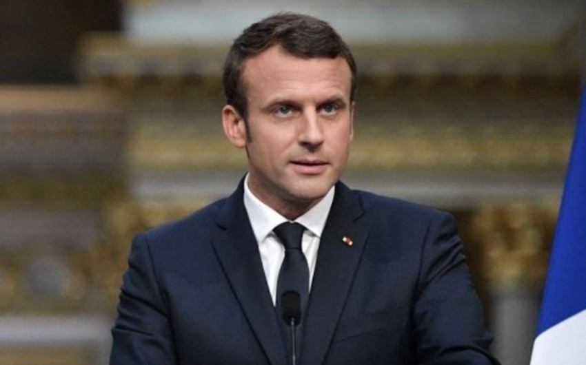 Fransa prezidentinin populyarlığı azalıb