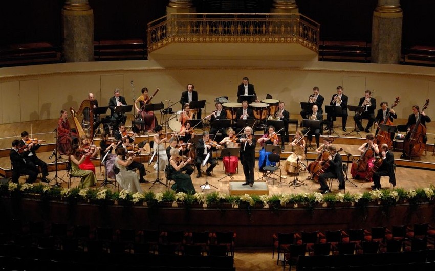 Heydar Aliyev Center will host Vienna Strauss Festival Orchestra
