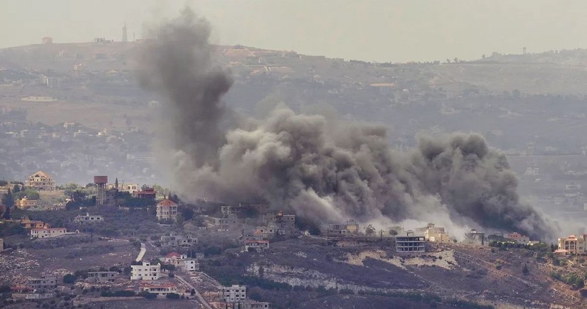 Death toll from Israeli airstrikes in Lebanon approaches 560