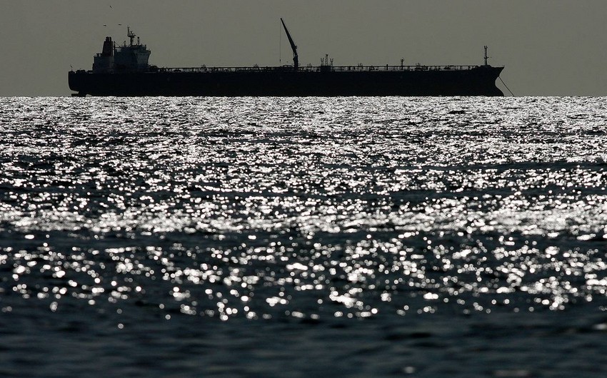 Iran detains two tankers with 4.5 million liters of smuggled oil