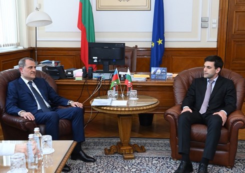 Глава МИД Азербайджана встретился с председателем Народного собрания Болгарии