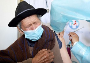 Oldest vaccine recipients in China aged over 100 years