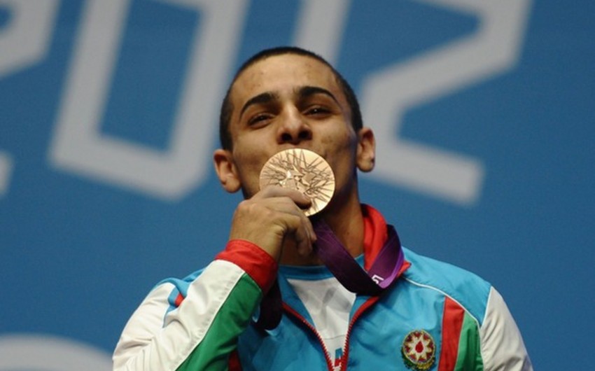 Азербайджанский тяжелоатлет лишен олимпийской медали