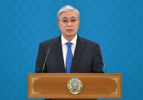 Президент Казахстана ввел на две недели режим ЧП в Алматы