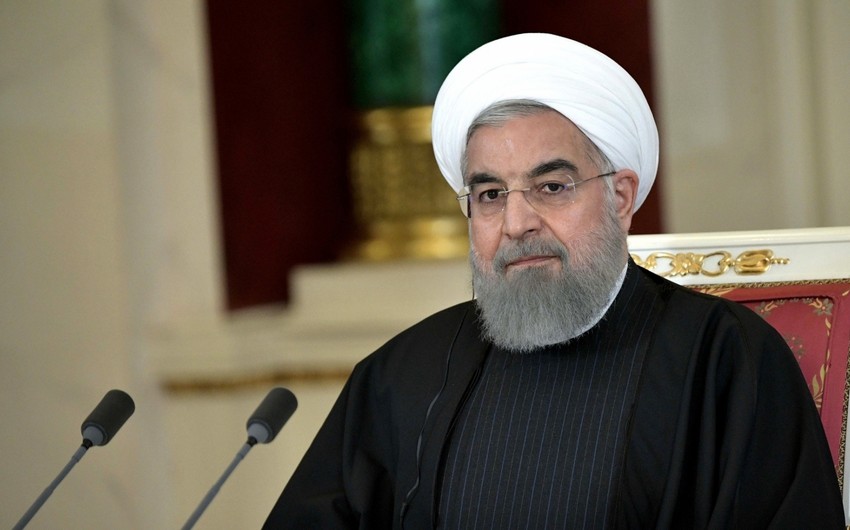 Həsən Ruhani: Tankerlərin saxlanılması yalandır