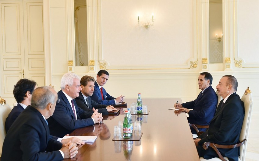 Президент Азербайджана принял генерального исполнительного директора итальянской компании Леонардо
