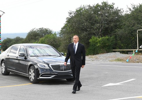 Президент Ильхам Алиев посетил Гёйгёль, Кяльбаджар и Лачин