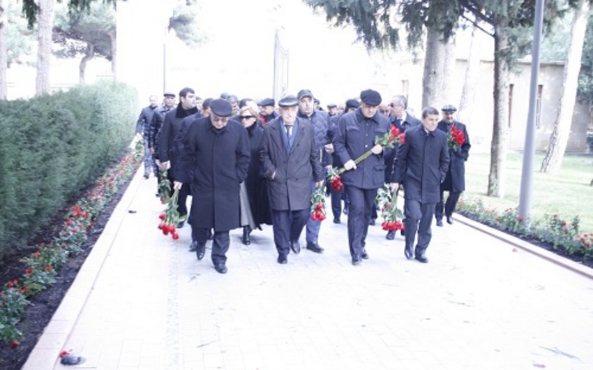 SOCAR leadership visited grave of national leader Heydar Aliyev