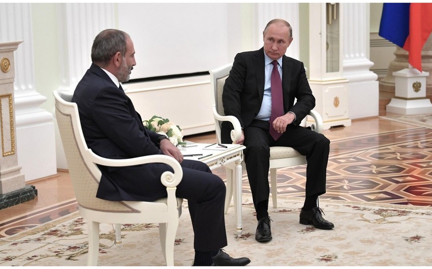 Главы России и Армении обсудили ситуацию в Карабахе