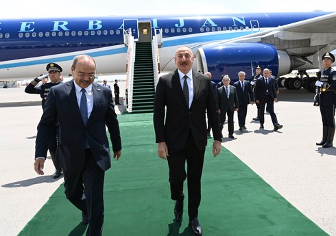 Президент Ильхам Алиев прибыл в Узбекистан с государственным визитом