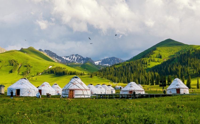 Hiking festival kicks off in Mongolia