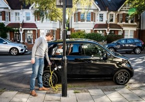 Shell buying UK’s biggest electric vehicle charging chain