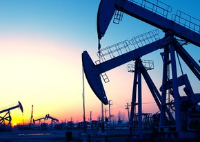 Нефть подешевела на неопределенности относительно санкций против РФ