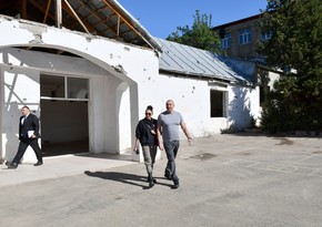 Ильхам Алиев и Мехрибан Алиева ознакомились с проектом реставрации здания школы на 360 ученических мест в поселке Гадрут