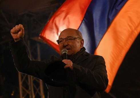 В Армении в отношении лидера оппозиции Манукяна начато уголовное дело
