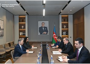 Ceyhun Bayramov Fələstinin səfirini diplomatik fəaliyyətinin başa çatmasına görə qəbul edib