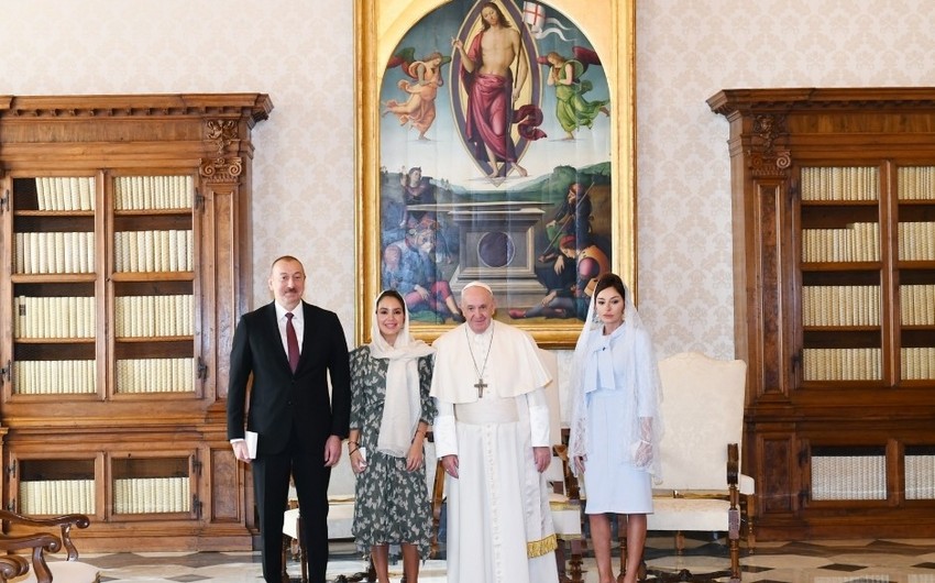 Prezident İlham Əliyev Vatikanda Papa Fransisk ilə görüşdü - FOTO - YENİLƏNİB