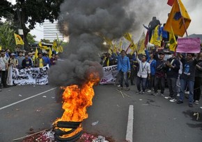 В Индонезии проходят массовые протесты