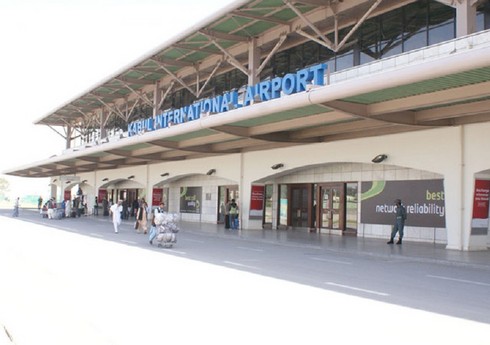 Аэропорт Кабула подвергся обстрелу