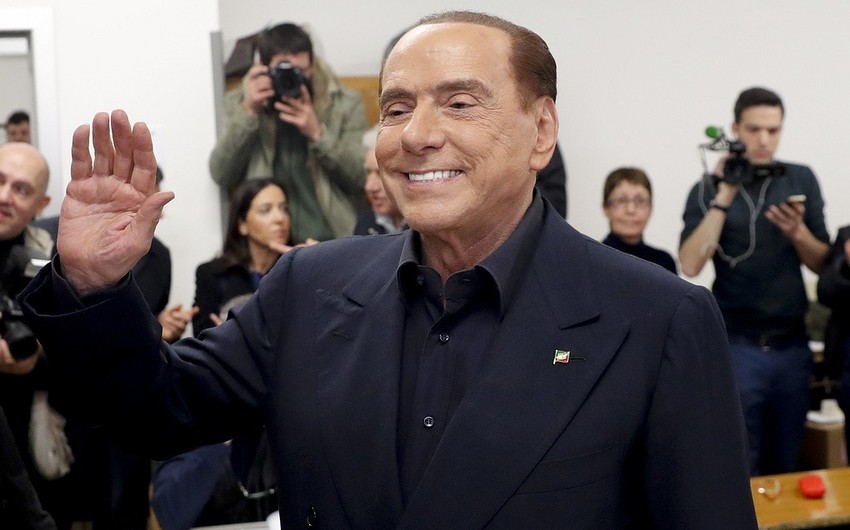 Silvio Berluskoni İtaliyada yeni klub alıb
