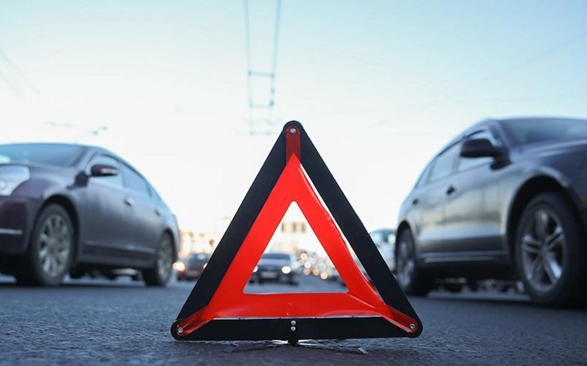 Bakıda yol qəzasında bir neçə nəfər xəsarət aldı