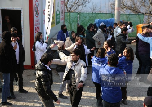 Участники акции протеста на дороге Шуша-Ханкенди исполнили азербайджанский танец 