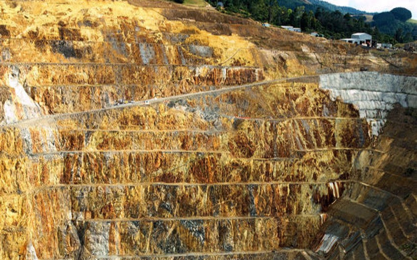 Anglo-Asian Mining discovers new gold and copper deposit 