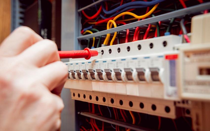 Samuxda ustanı elektrik cərəyanı vuraraq öldürüb
